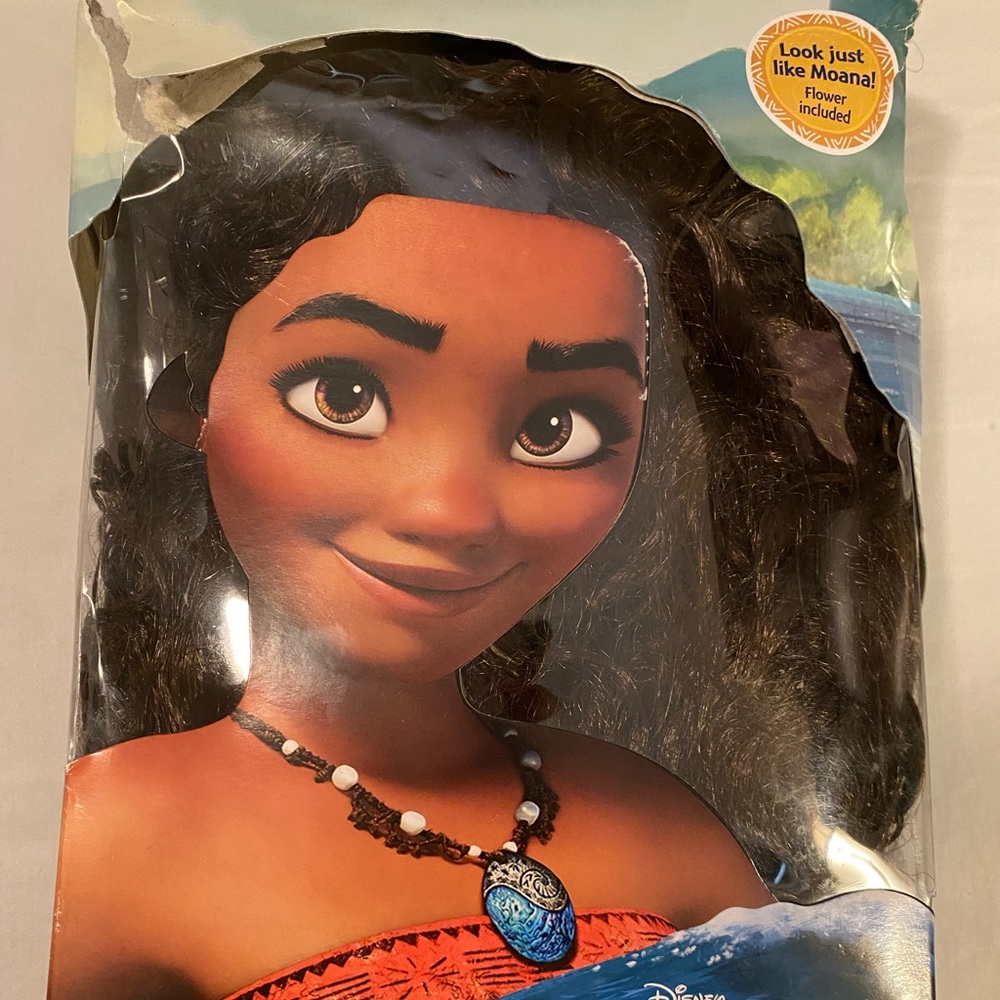 Kids Moana wig.